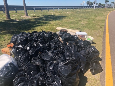 beach_clean_up_2019_1.jpg
