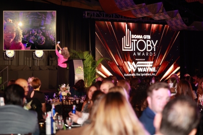 5 Mel taking selfie.jpg