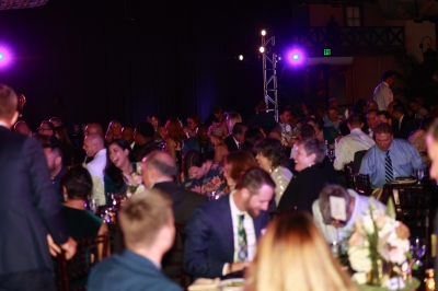 6 crowd laughing.jpg