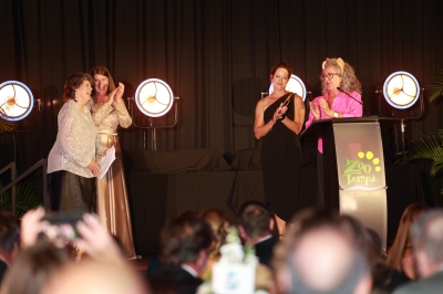 41 After dinner Lynn greeting.jpg