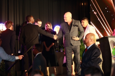 73 Winner the Pointe walking on stage.jpg